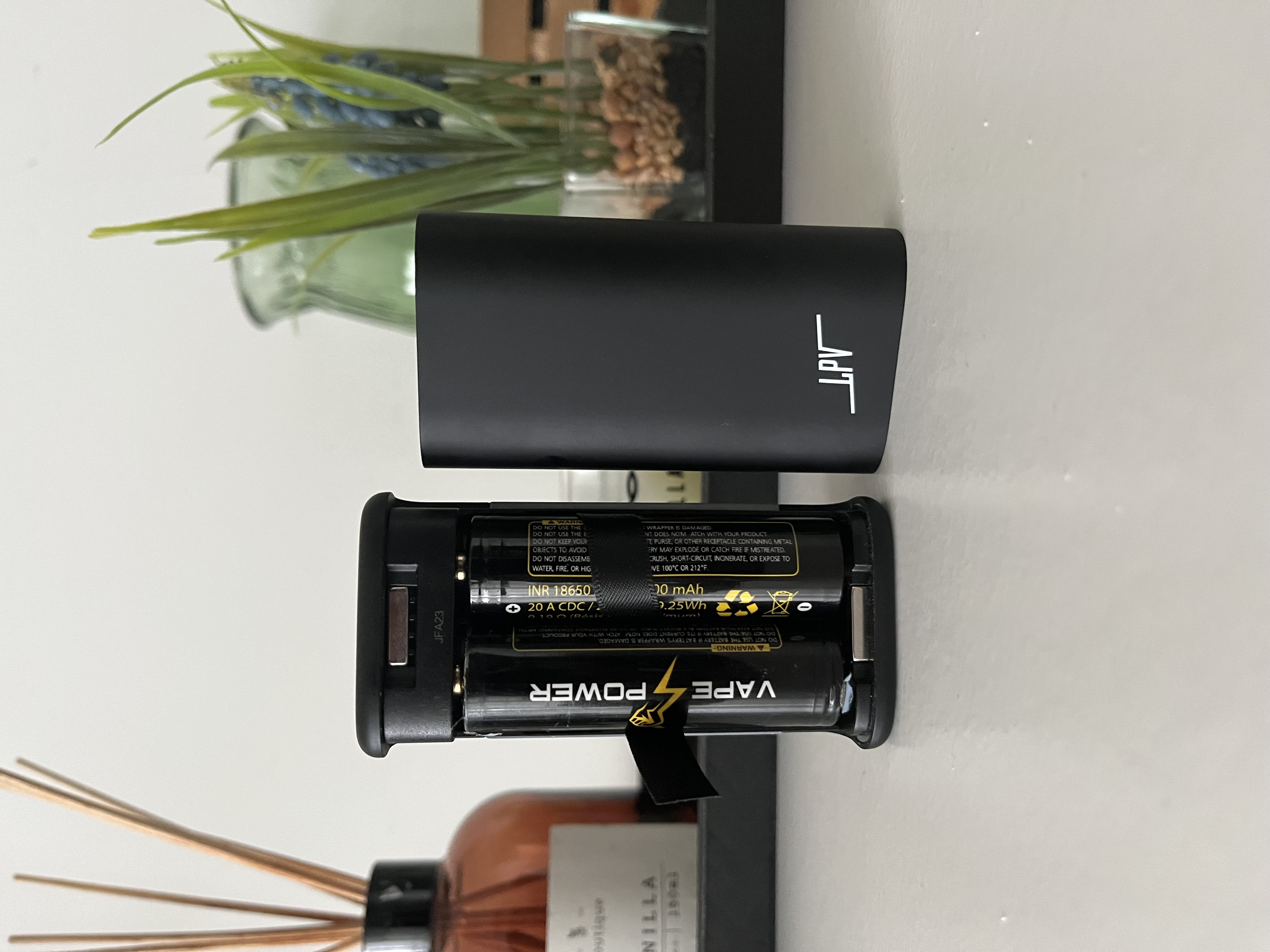 Trappe accu Kit First Box Ultra LPV | Blog le Petit Vapoteur